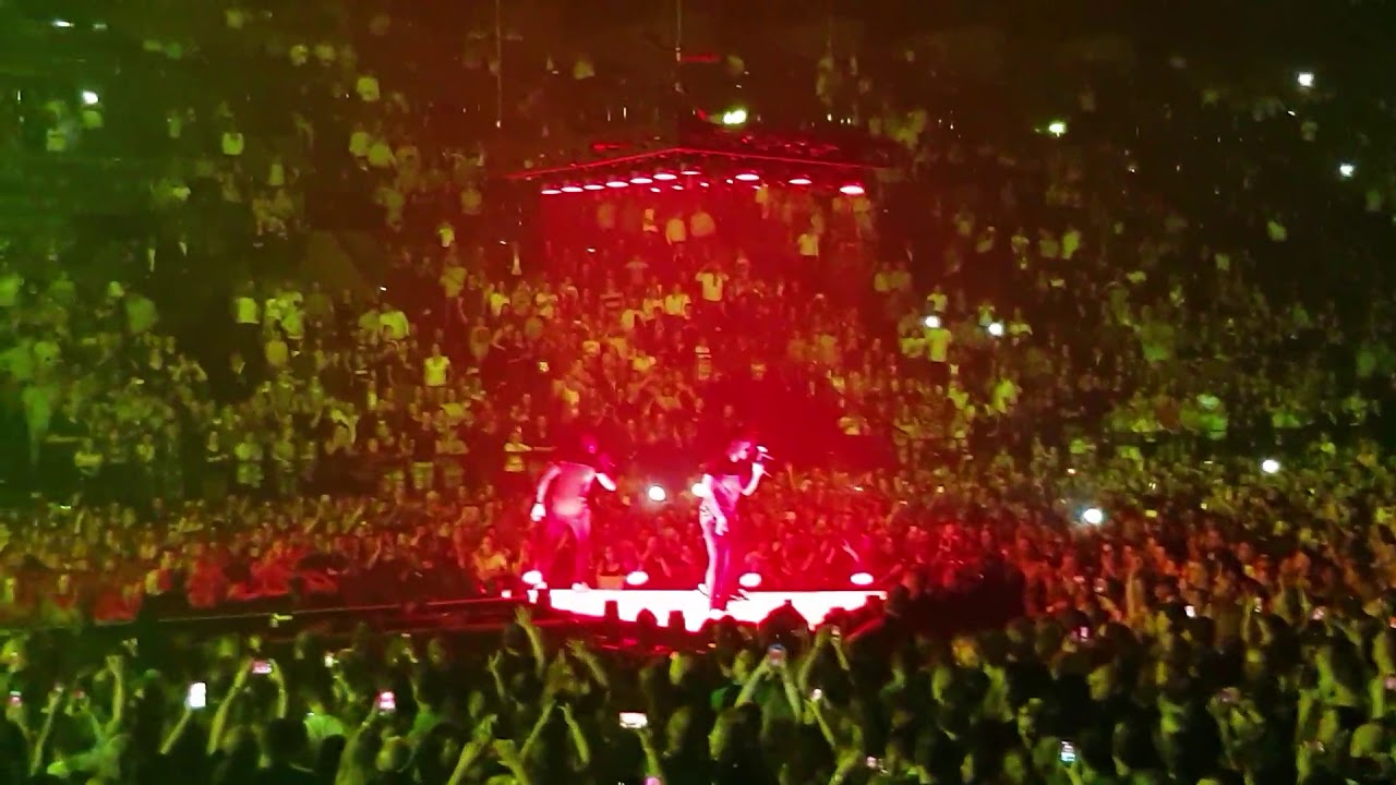 Soprano - Clown ( Live @ Paris Bercy )