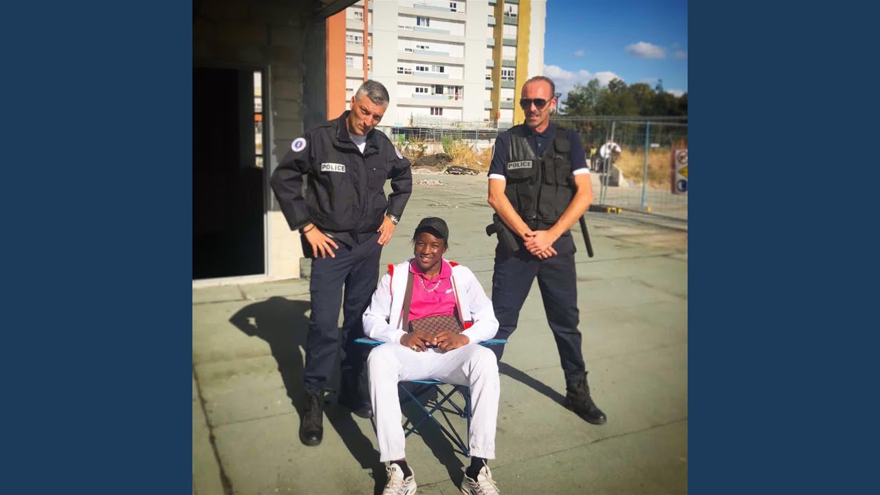 La rue c'est r&eacute;el