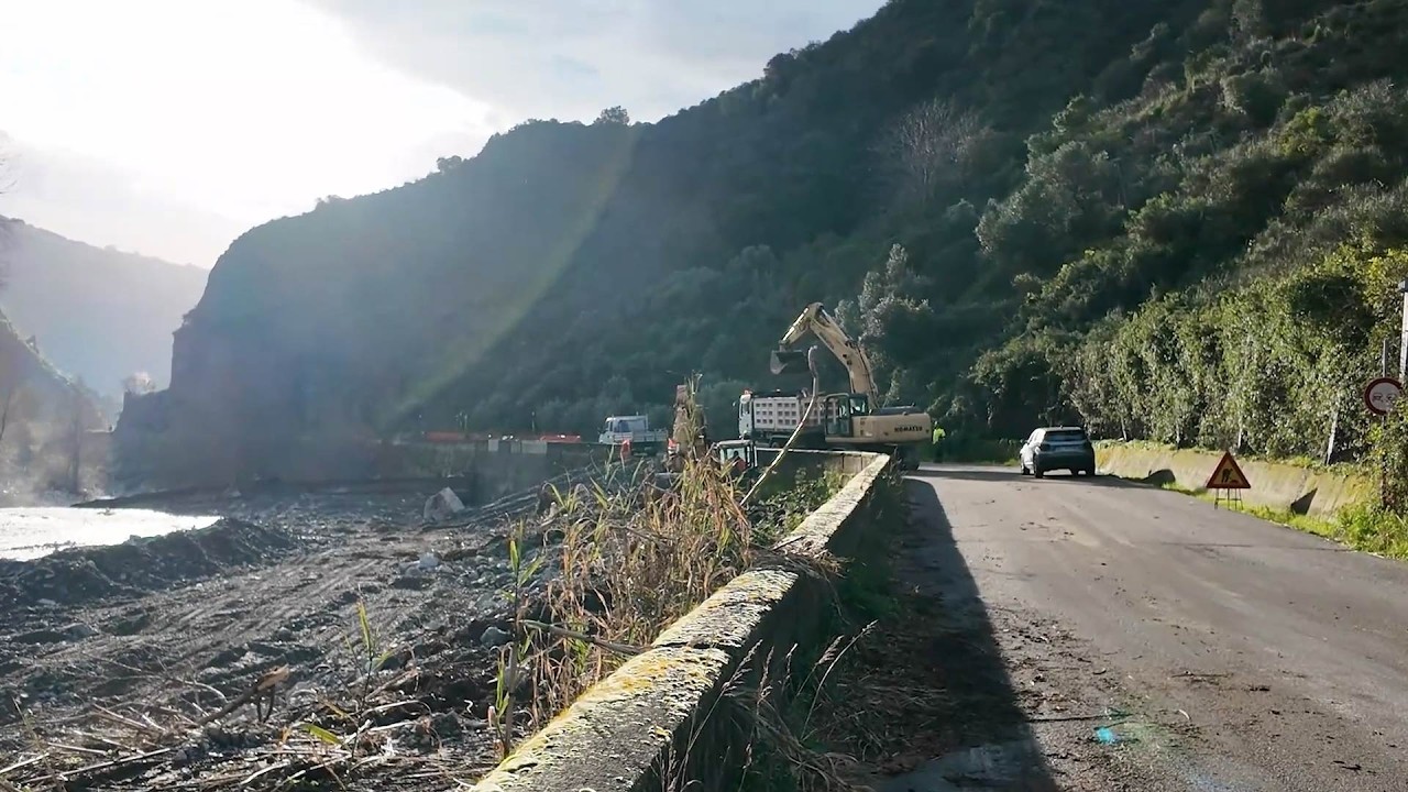 Bivongi: Riaperta la strada provinciale Sp95