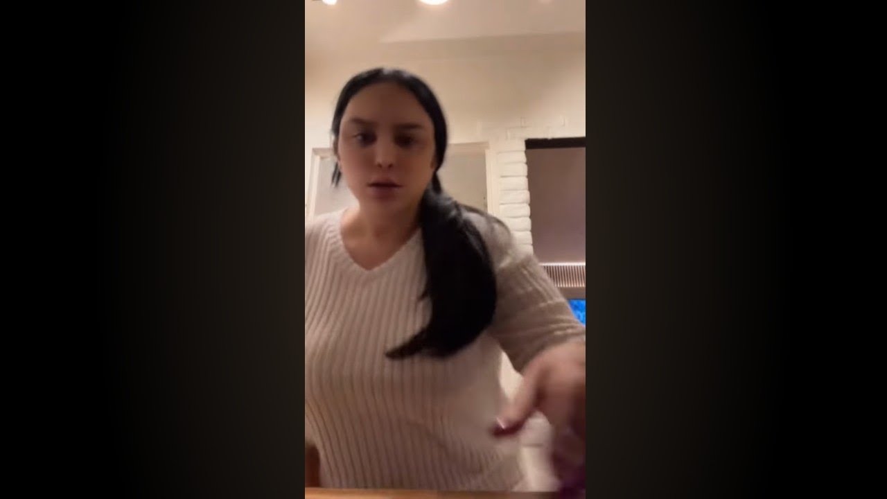DIVA REBECCA LIVE
