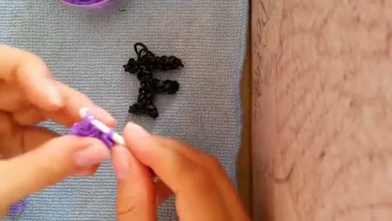 Lettera F loom bands con l'uncinetto (italiano)