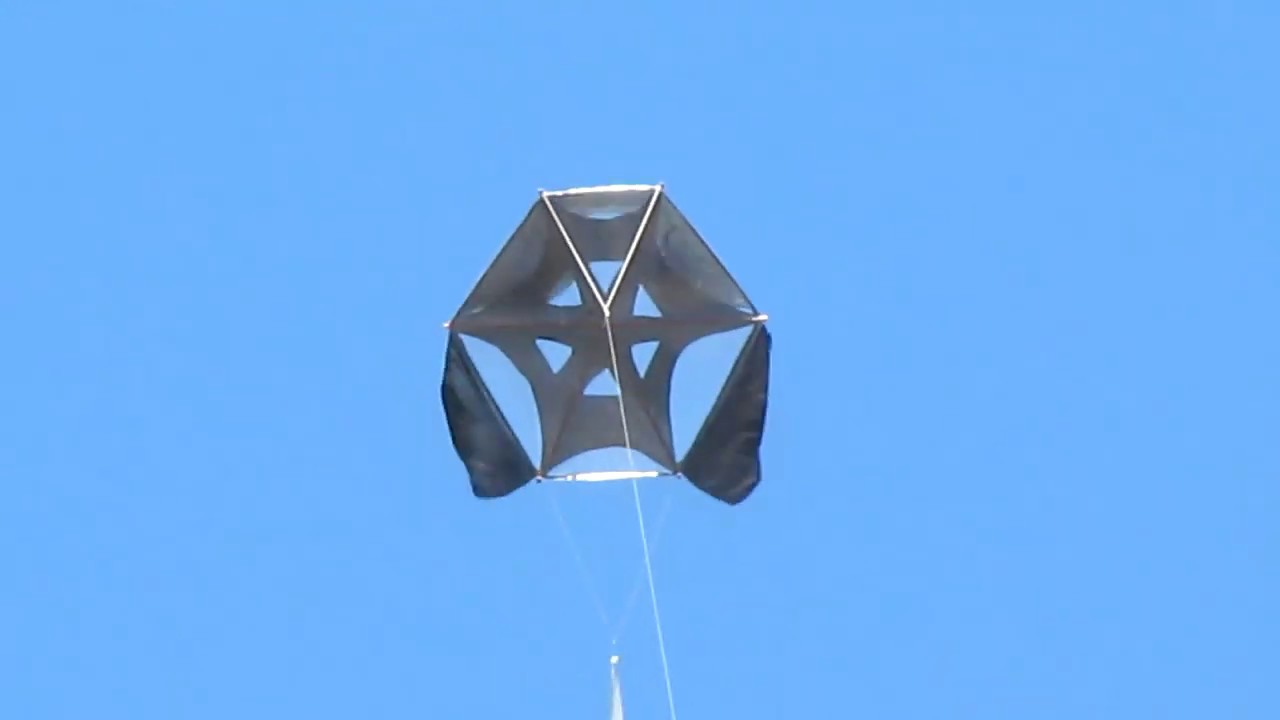 VOLANDO LA CHICHIGUA ESTRELLA-Moises Ledeus-