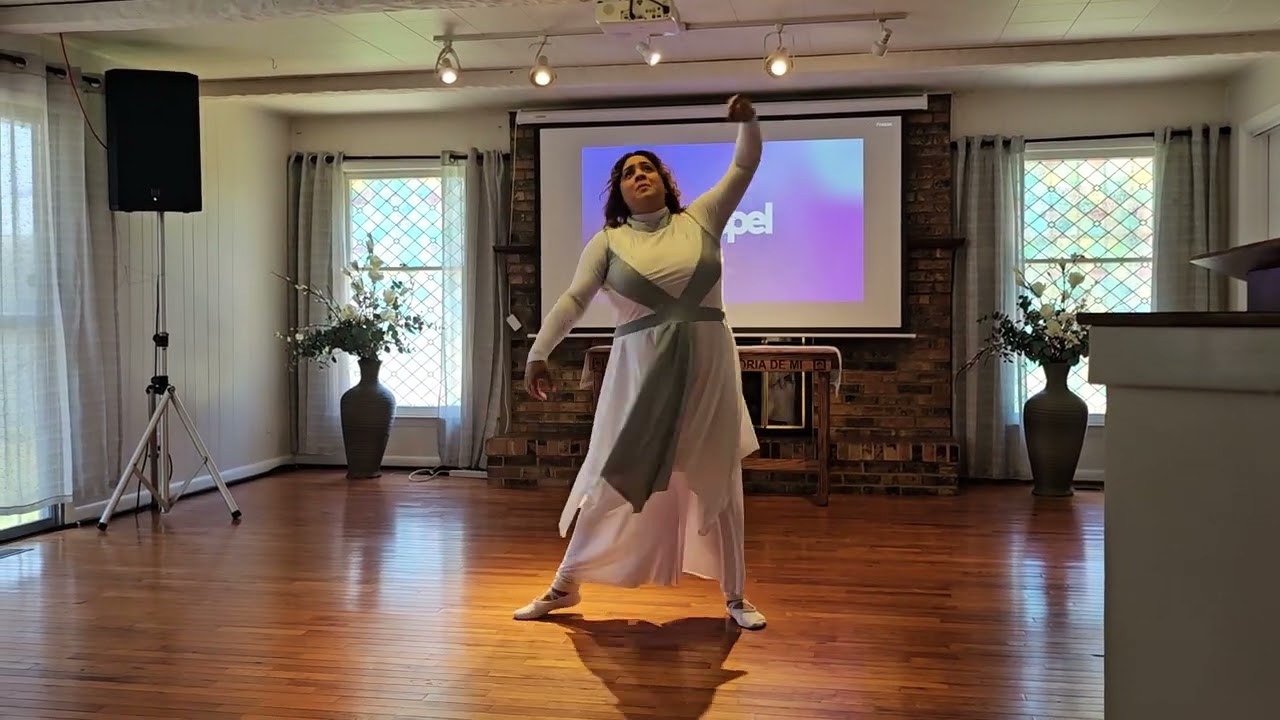 Danza - Rompan el Techo (Genesis Colón) Iglesia Hispana Renacer