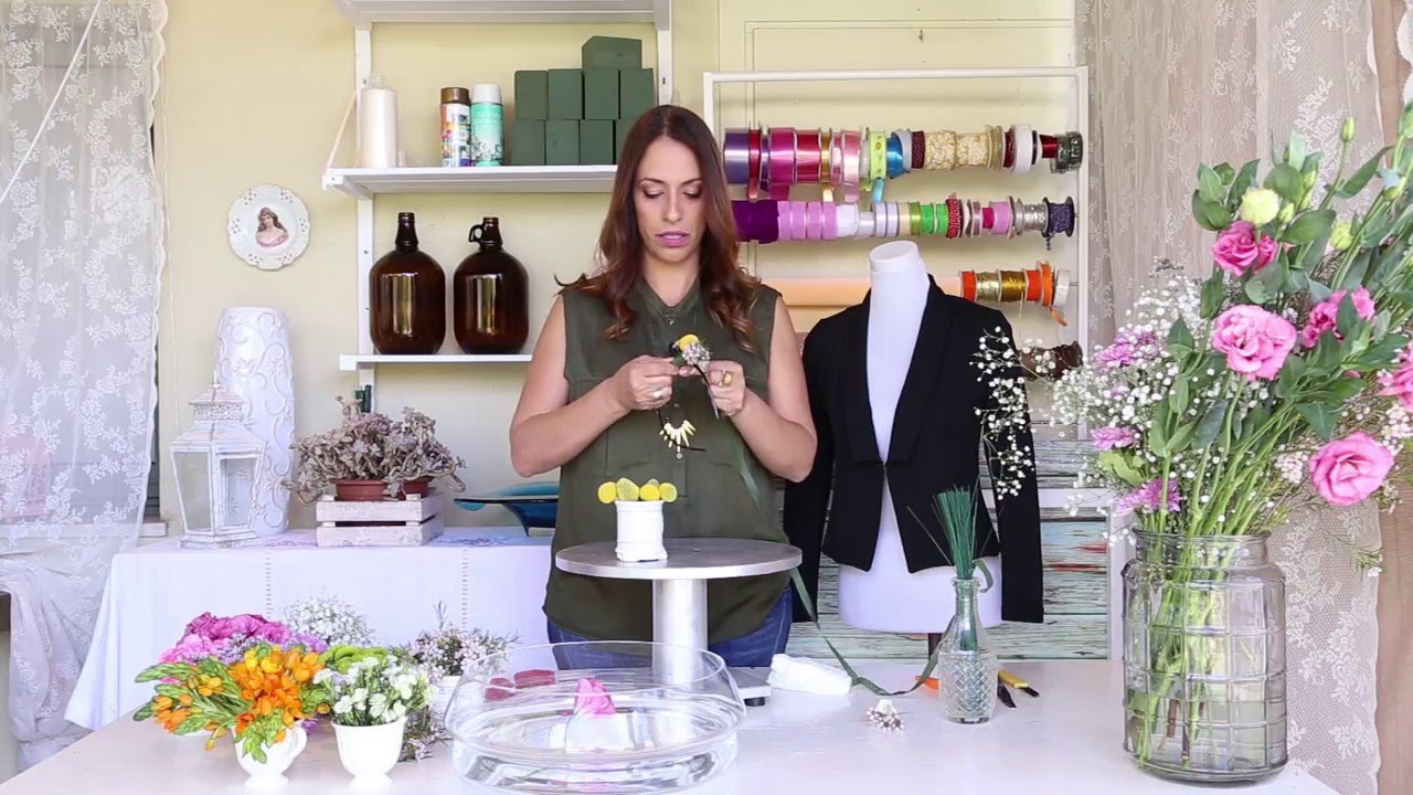 הדרכה DIY כיצד לשזור קשת לשיער, מסרקית ופרח לדש - על ידי מעצבת הפרחים אורית הרץ