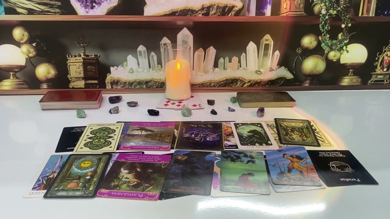ARIES SURPRISE IS UNFOLDING, IT'S WORKING OUT WELL FOR YOU! LOVE SOULMATE ARIES LOVE TAROT READING