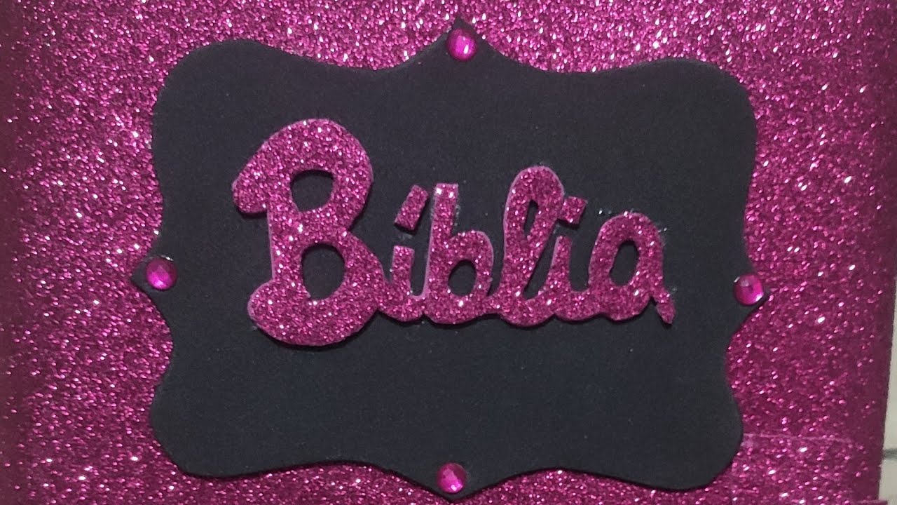 Capa de bíblia de E.V.A pap/ a bíblia ficou nova/ Parece outra/Bíblia da Barbie