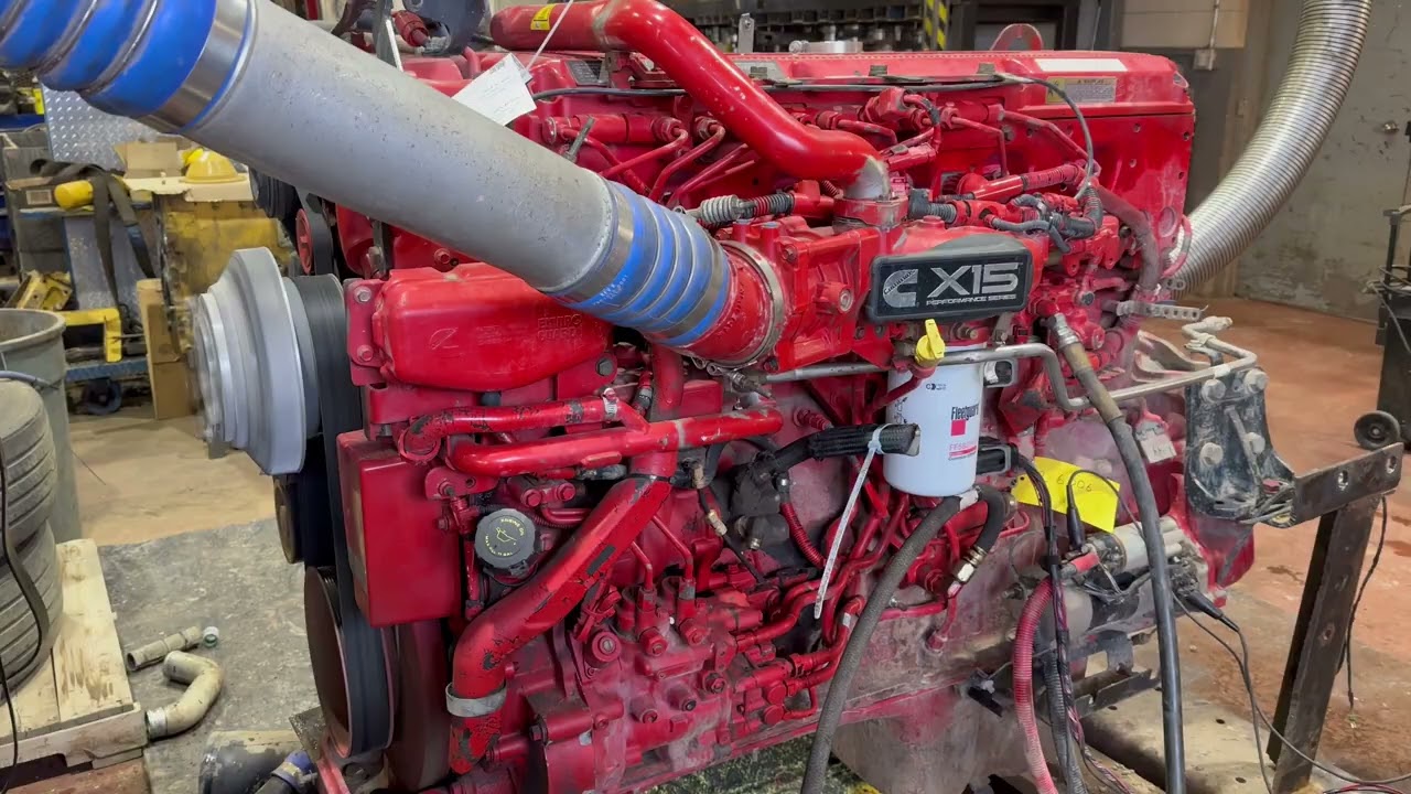 Cummins X15 Running on Stand