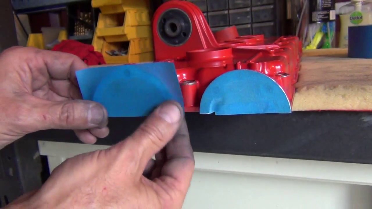 Ferrari Mondial QV 1985, PT 2 Cam cover refurbish/Valve clearance adjust.