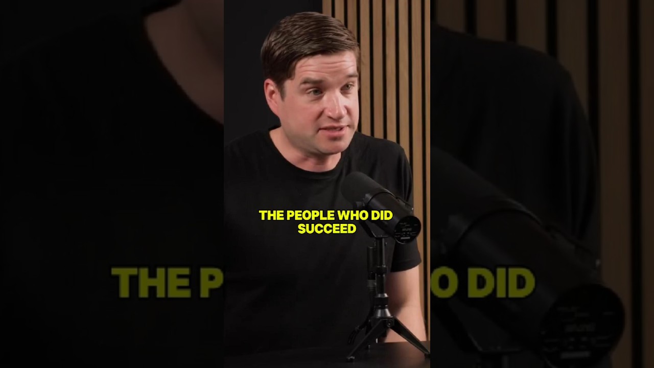 How to Successfully Delete Social Media | Dr Cal Newport