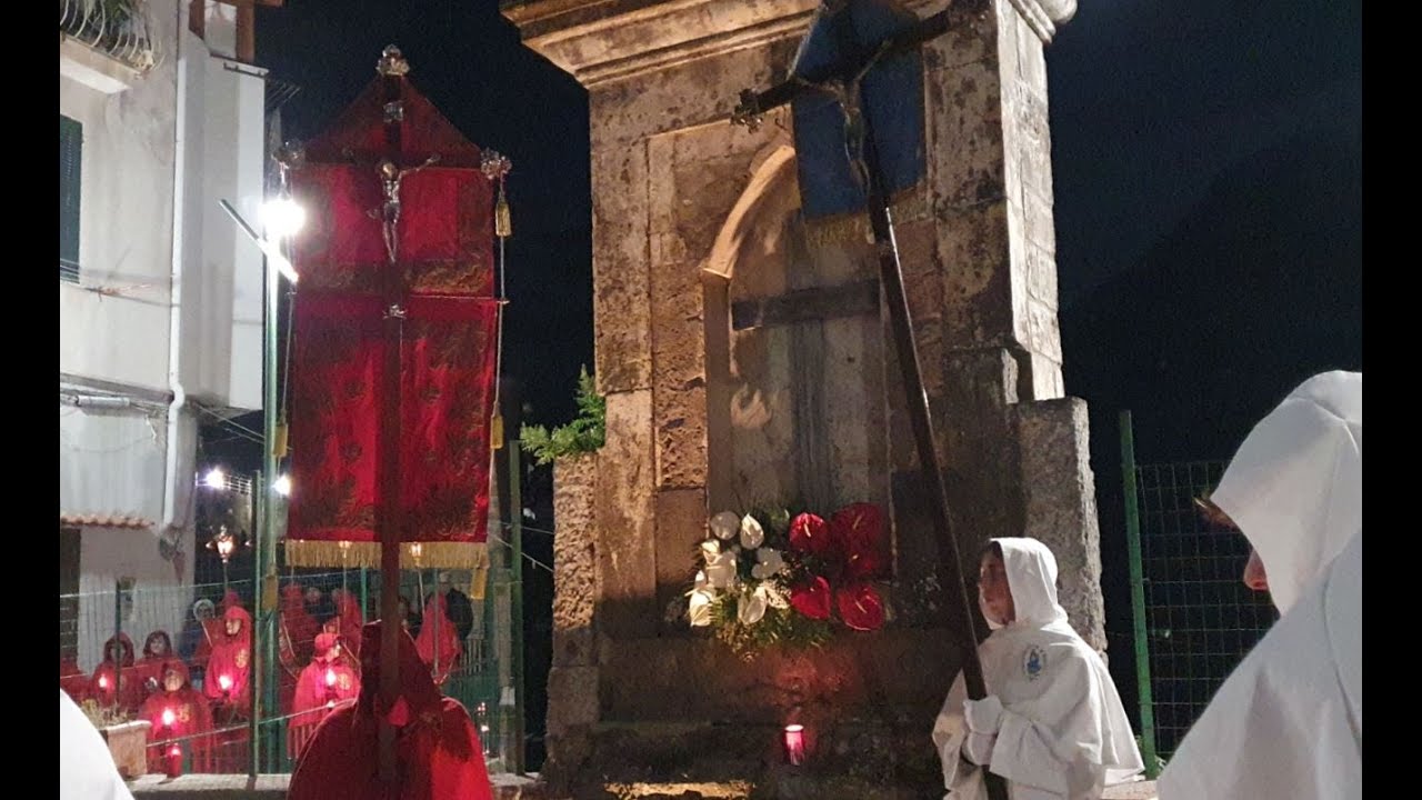 Processioni - Trinità incontra Meta a Ponte Mayor