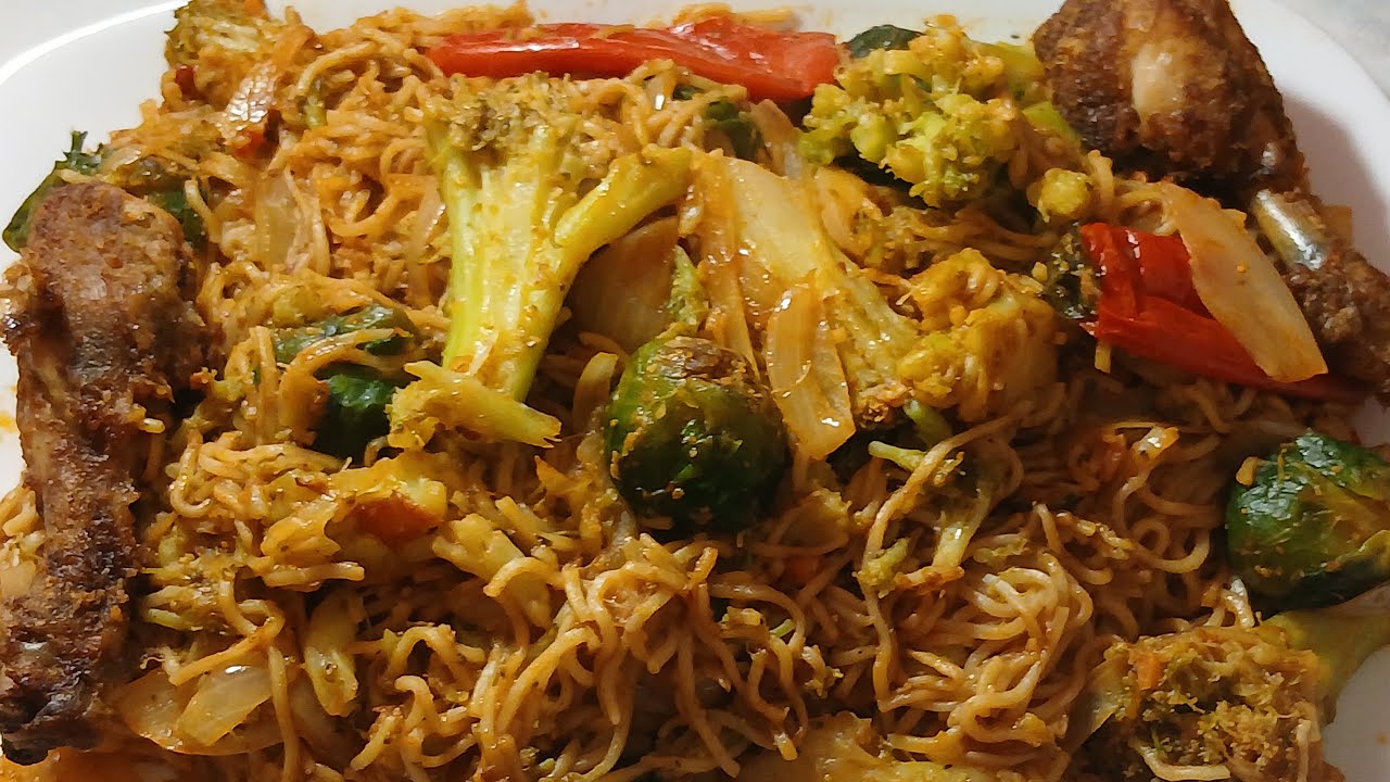 Would You Try Noodles with Brussel Sprouts & Brocolis? Join Me Let's  Enjoy This Delicious Dinner 😋🔥