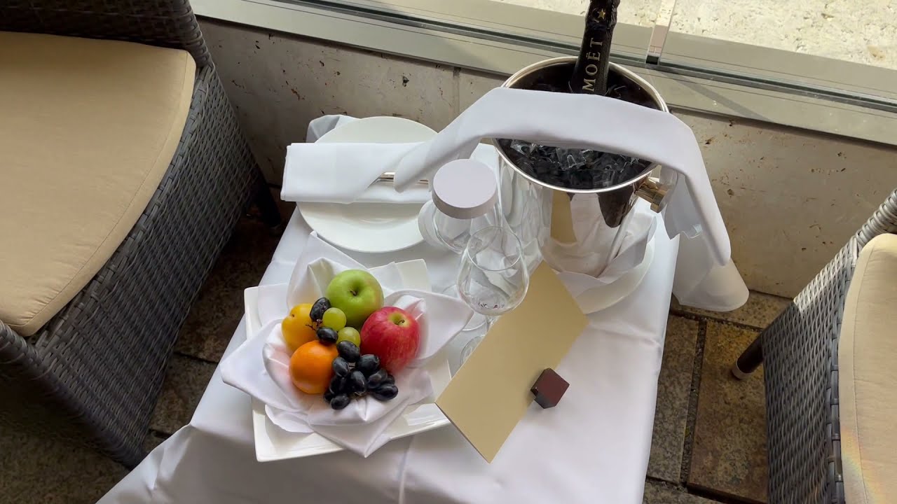 Waldorf Astoria Berlin King Tower Suite 2801