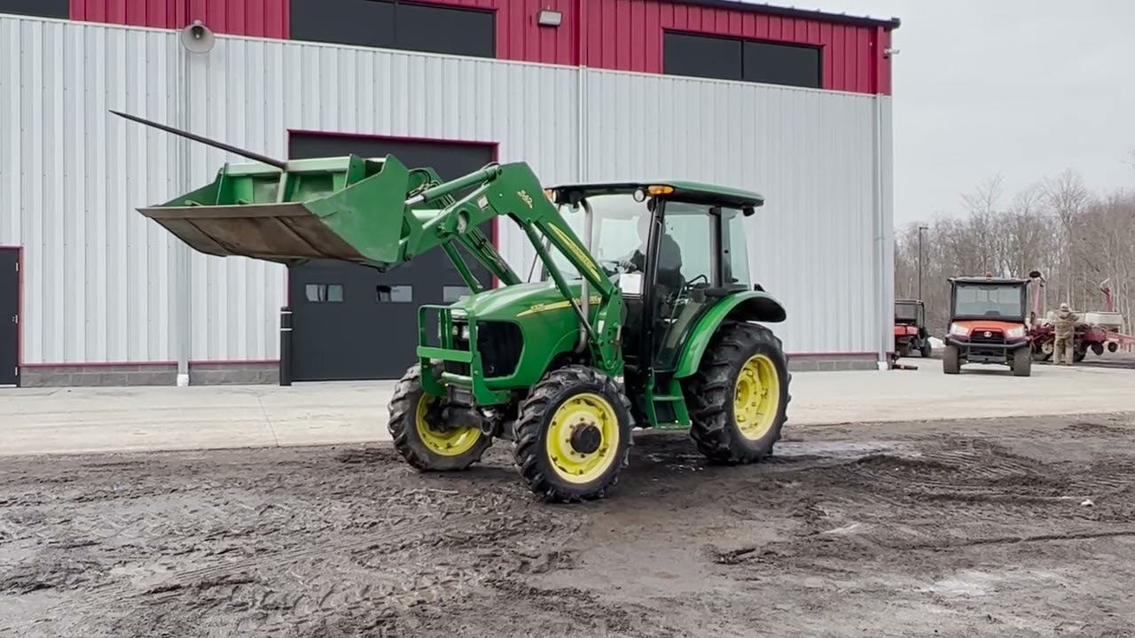 2005 John Deere 5325 2WD Tractor