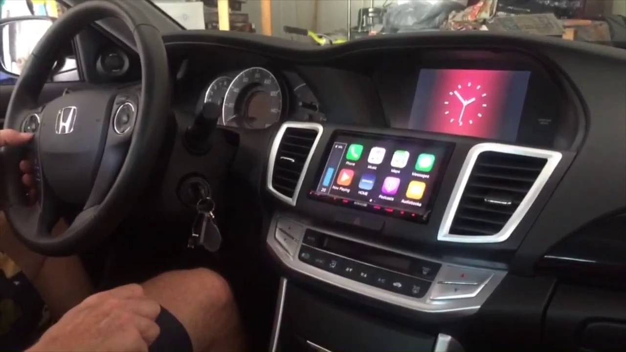 CarPlay in 2015 Honda Accord Sport