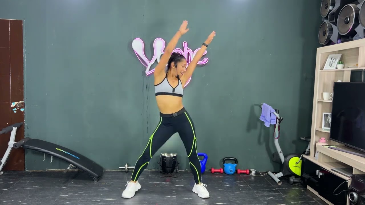 CARDIO DANCE EXTRENO/ PIERDE PESO BAILANDO/ NON-STOP ZUMBA CLASS