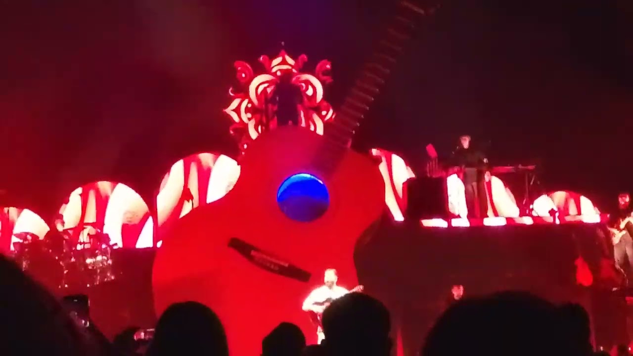 Kendji Girac  - Bella  • Zénith Rouen : 11/02/2026