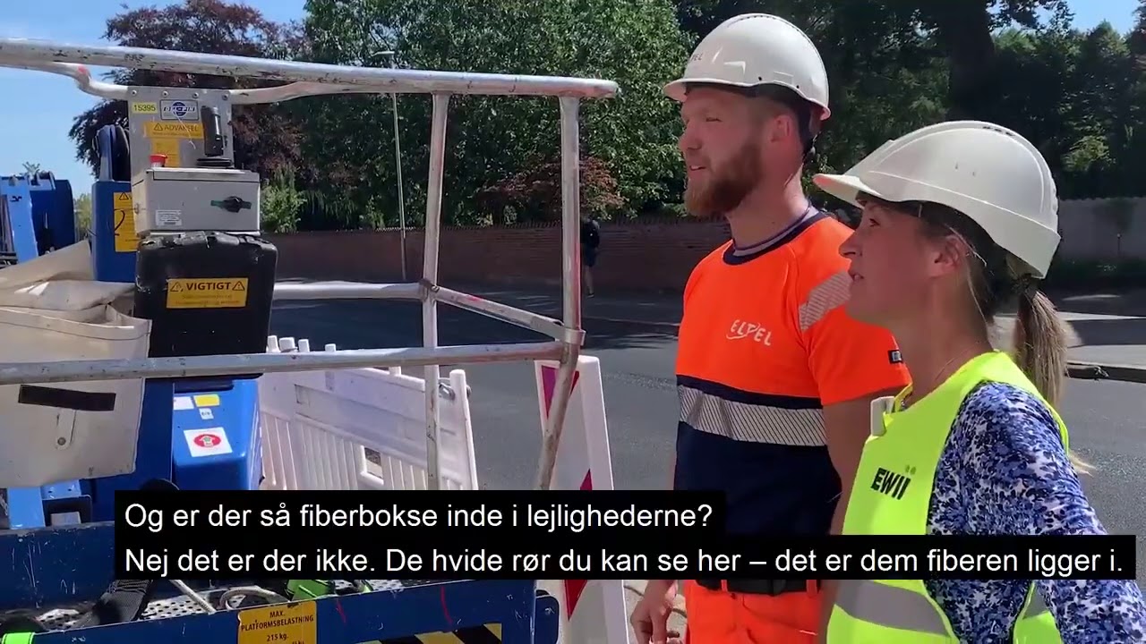Vi installerer fiber i en etageejendom (2020)