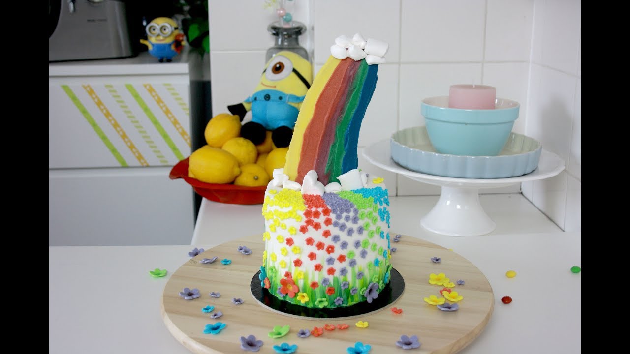 Kolorowy tort tęcza z kolorowymi biszkoptami 🌈 Tort tęczowy
