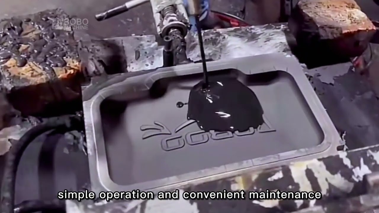Low pressure polyurethane foam injection making machine