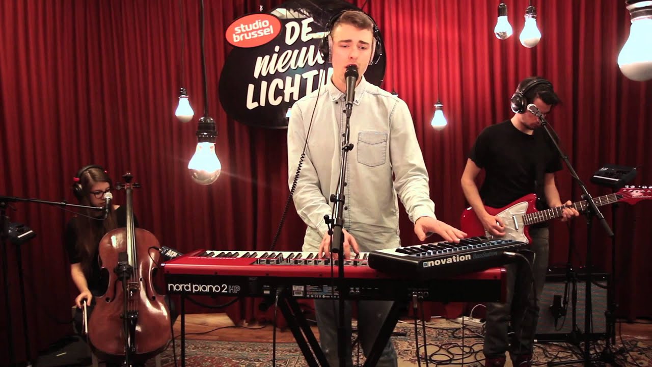 De Nieuwe Lichting 2015: St. Grandson - Midnight Swim (live)