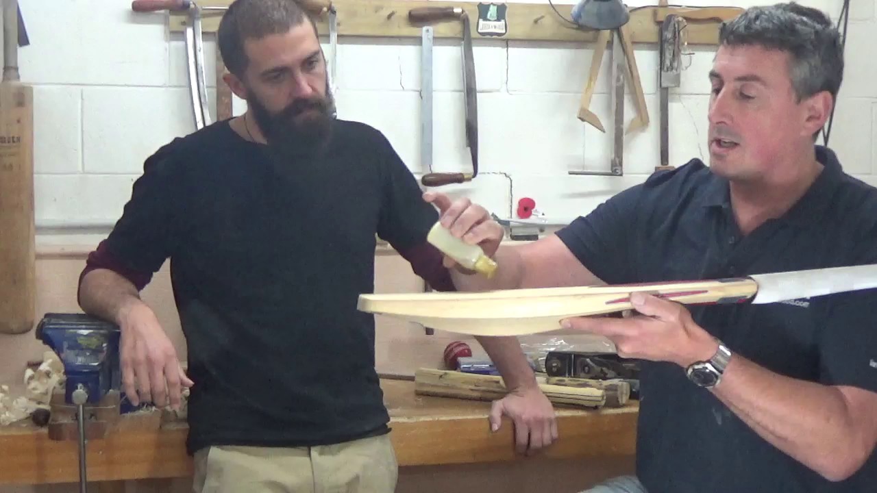 Cricket Bat Lore #3: Oiling your bat