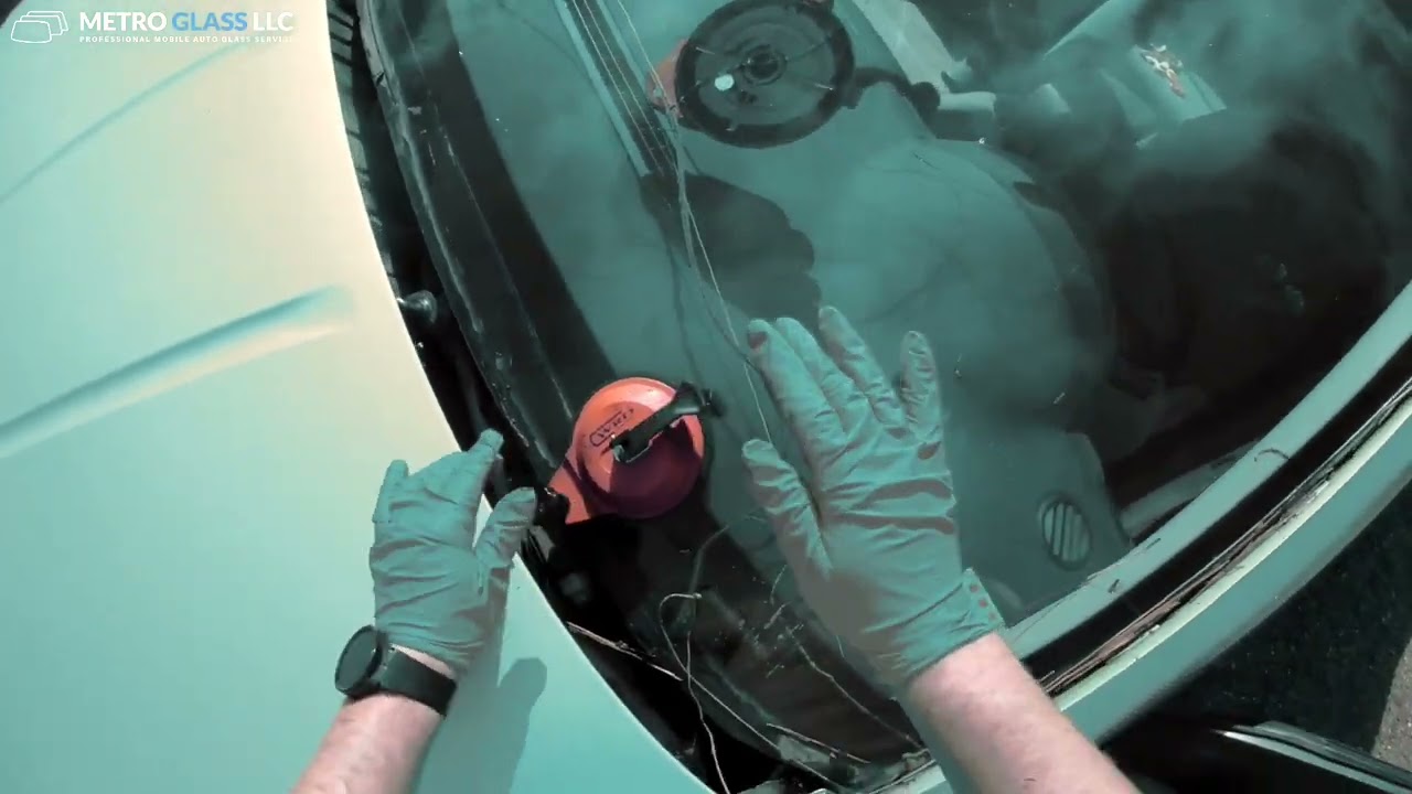 2007-2012 Nissan Sentra Windshield Replacement