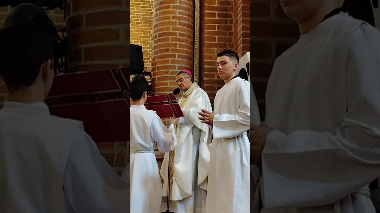 HISTORIAS DE MI PUEBLO GIRARDOTA Eucaristia  Y Recepción  de Restos del Pbro jose Leonardo Ospina 