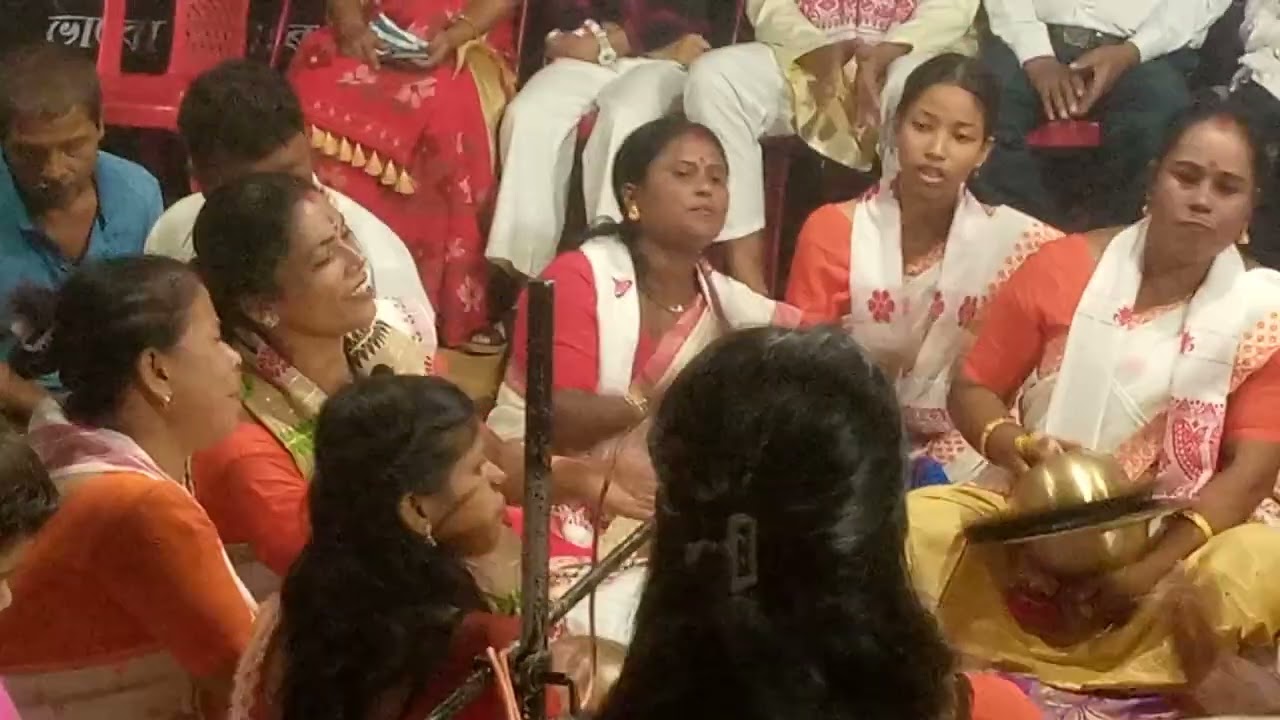 জয়মতী নাথৰ নাগাৰা নাম পৰিৱেশন। 