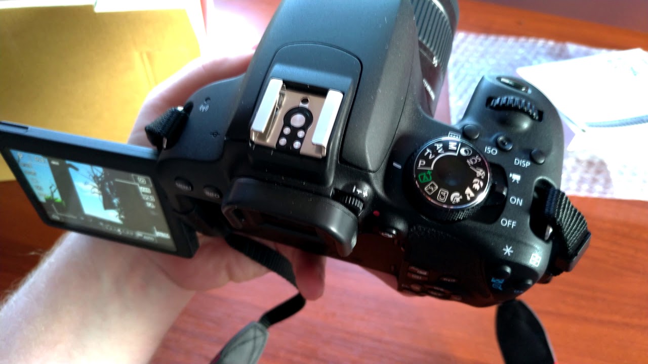 Canon 800D