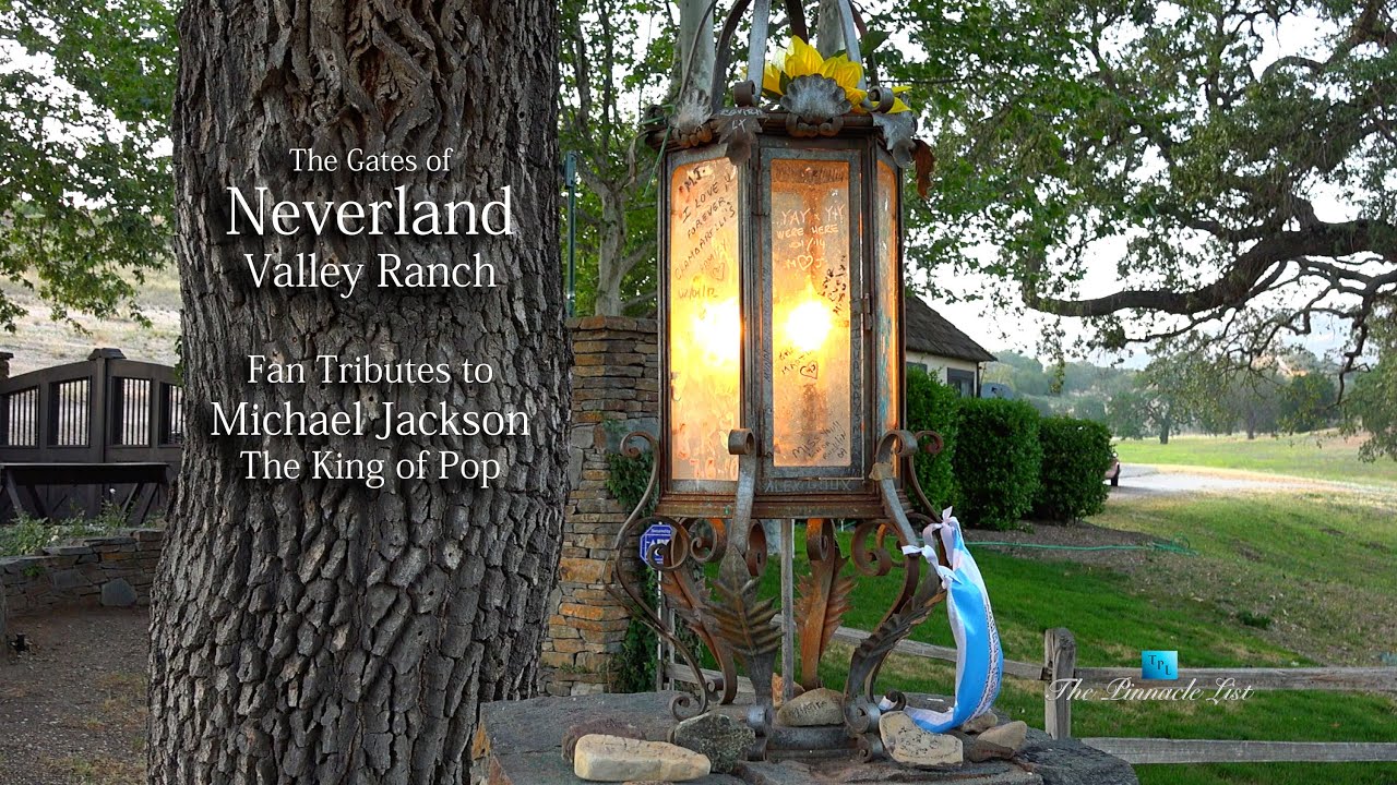 The Gates of Neverland | Fan Tributes to Michael Jackson the King of Pop