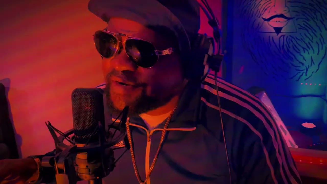 Mr Bertus Suspicion [Official Music Video]