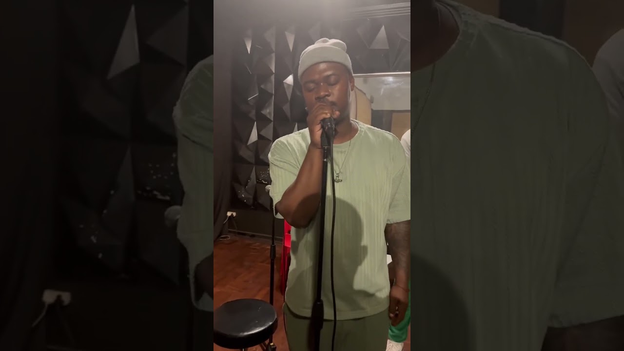 Mlindo The Vocalist - Usukulude