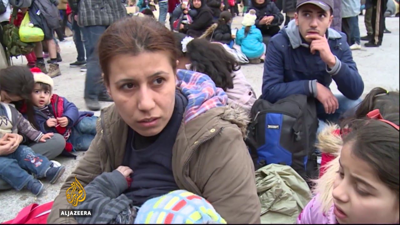 Athens square becomes temporary camp for stranded refugees