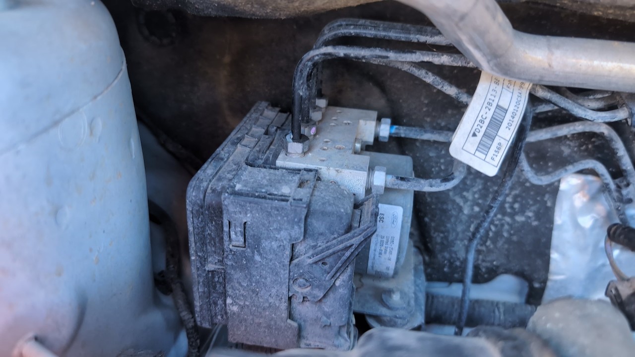 2014 Ford Fiesta ABS Module Replacement