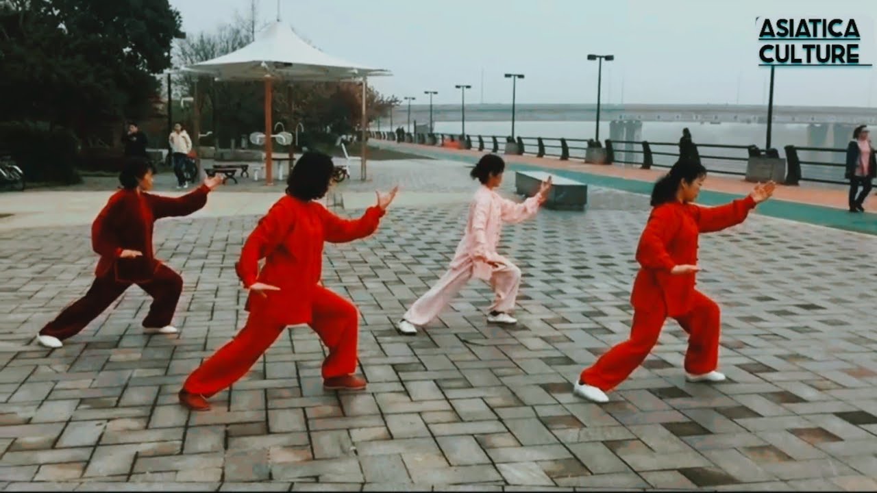 Group Tai Chi: Watch 4 People Master the 24 Form Together