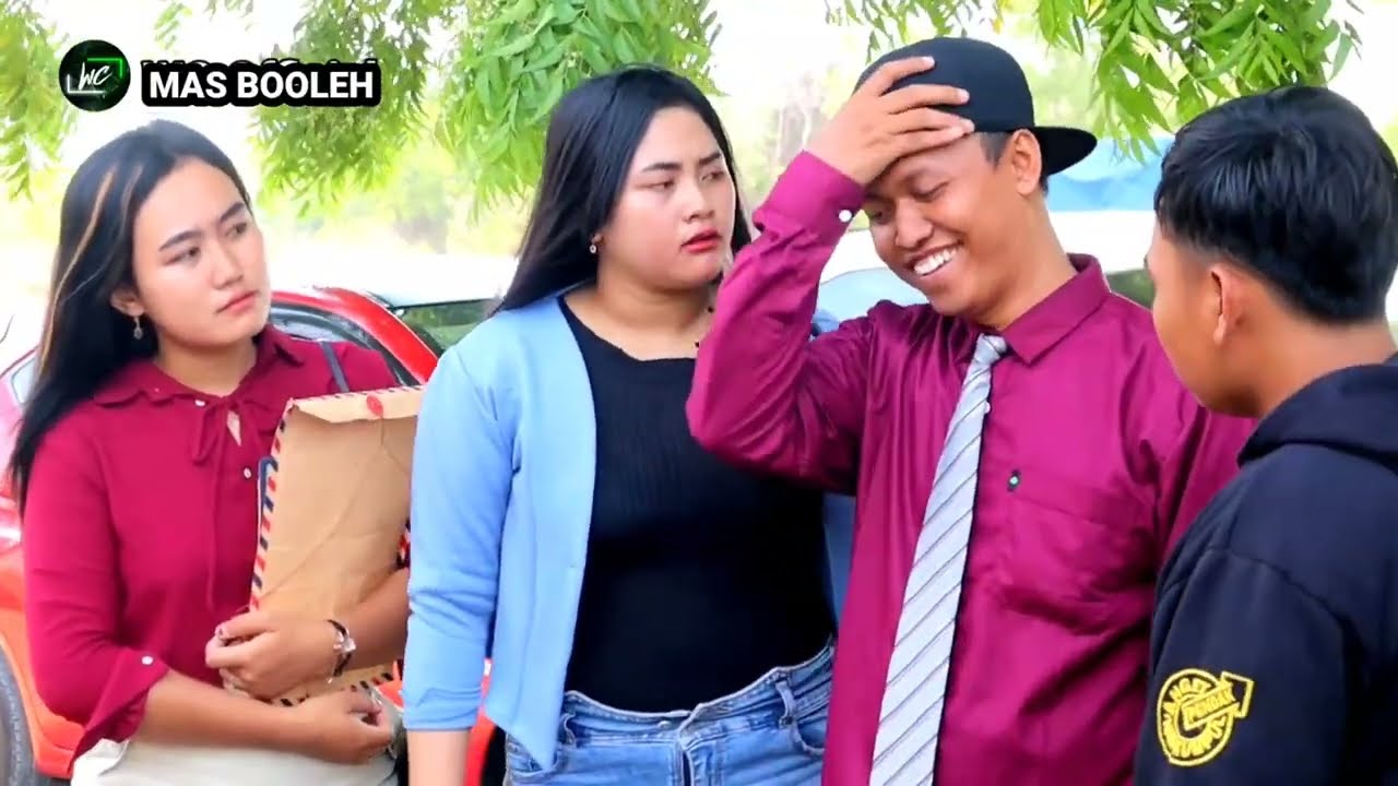 CEO DIHINA CEWEK