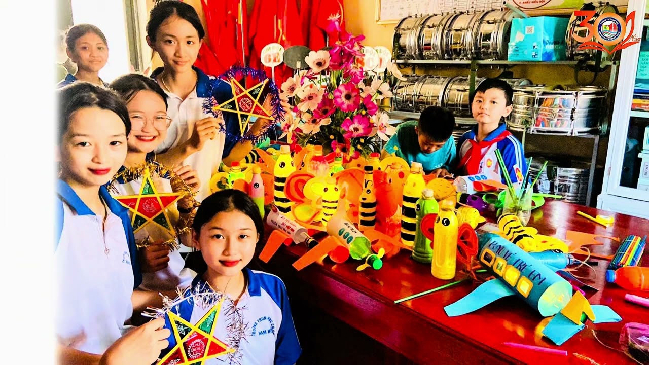30 năm THCS NAM HOÀ   SÁNG TẠO   KẾT NỐI   VƯƠN XA