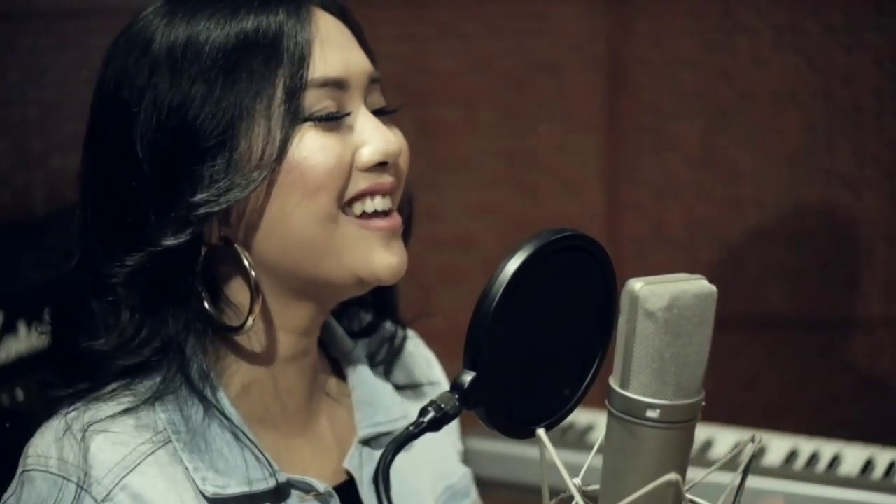 Keith Martin - Because Of You (Inez Maharani Cover)