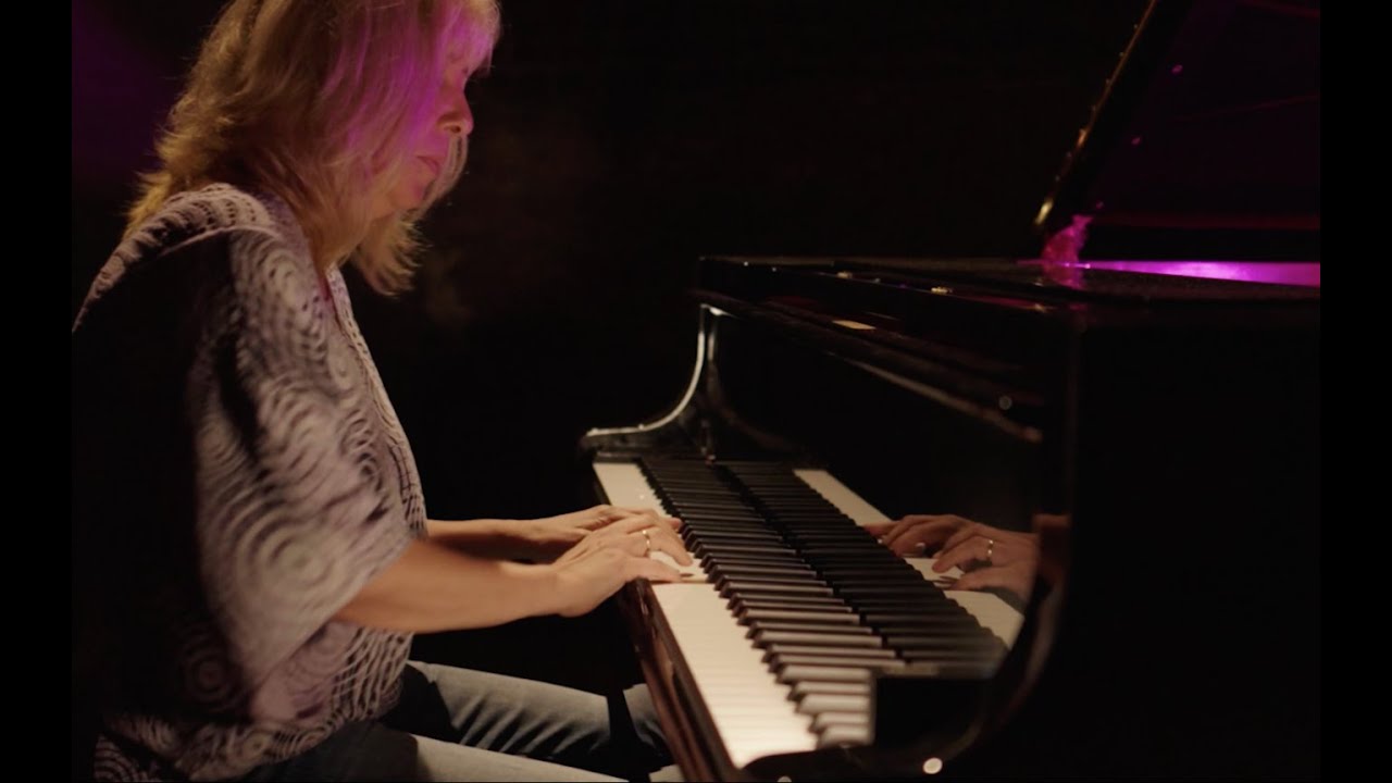 Anne Wolf Quatuor/Kahane's Walk in Kalahari