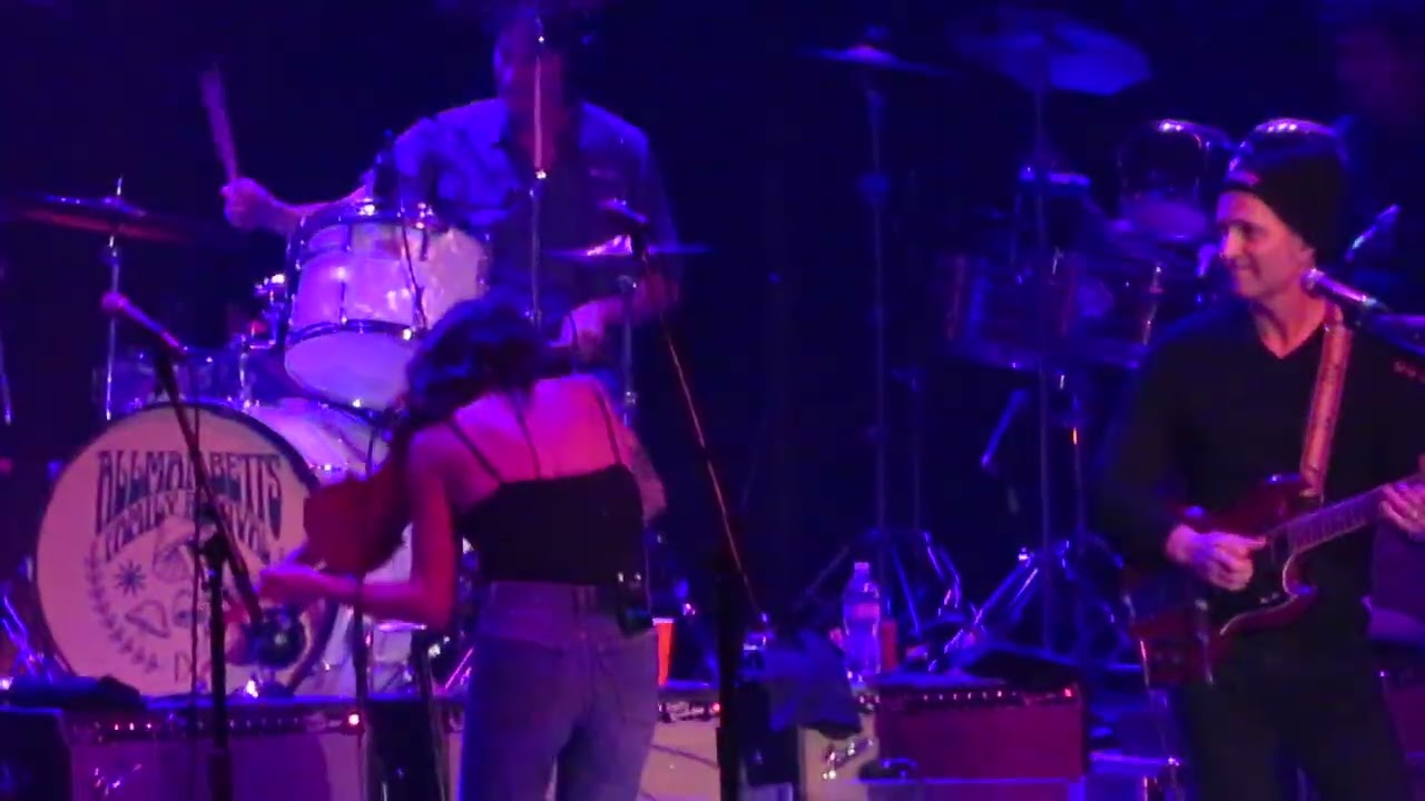 Allman/Betts Band (w/Dweezil Zappa & Amanda Shires)---Orpheum Theater LA---12/20/25---Whipping Post