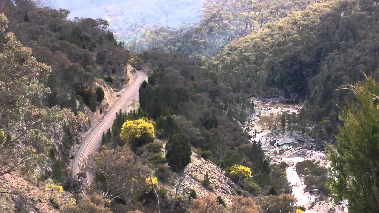 DC 6029 Load test through the Gorge