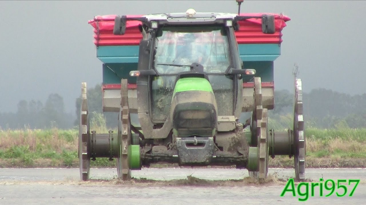 SOWING RICE ON IRON WHEELS: DF AGROTRON K610 & SULKY DPX Magnum 44 - ITALY 2015