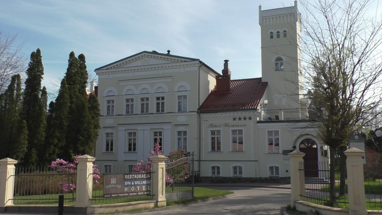 Pałac w Rekowie Górnym. Hotel Wieniawa Spa & Wellness. Palace in Rekowo Górne. Poland.