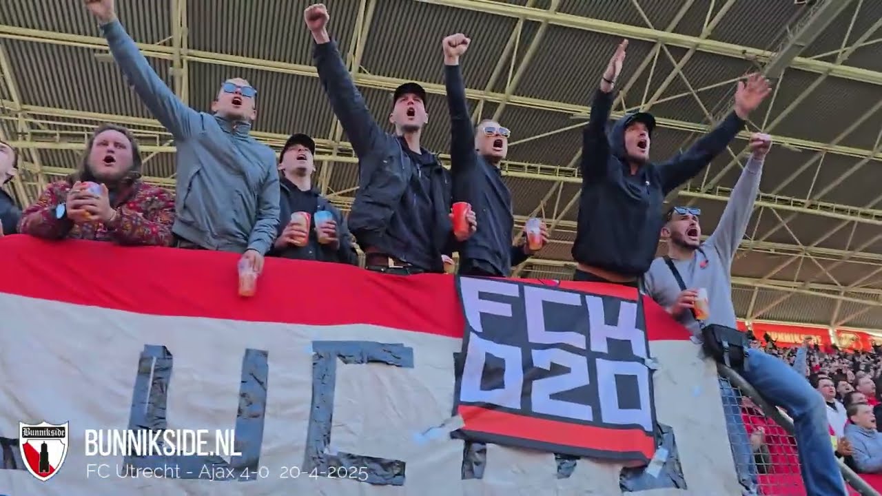 [ Bunnikside ] Tijdens Ajax 4-0
