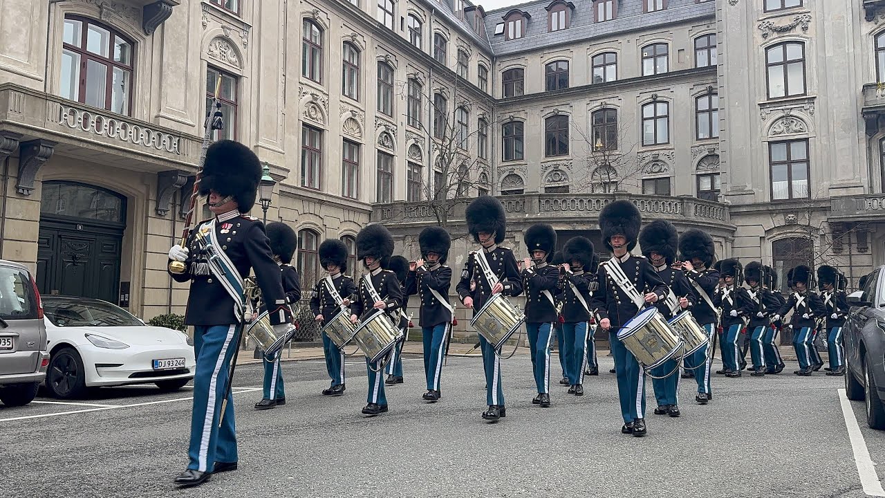 Copenhagen Guard Change (Return March)