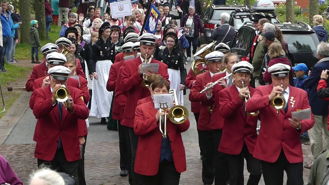 Trachtenfest auf Föhr/Nieblum An der  Kertelheinalle 2017 07 16