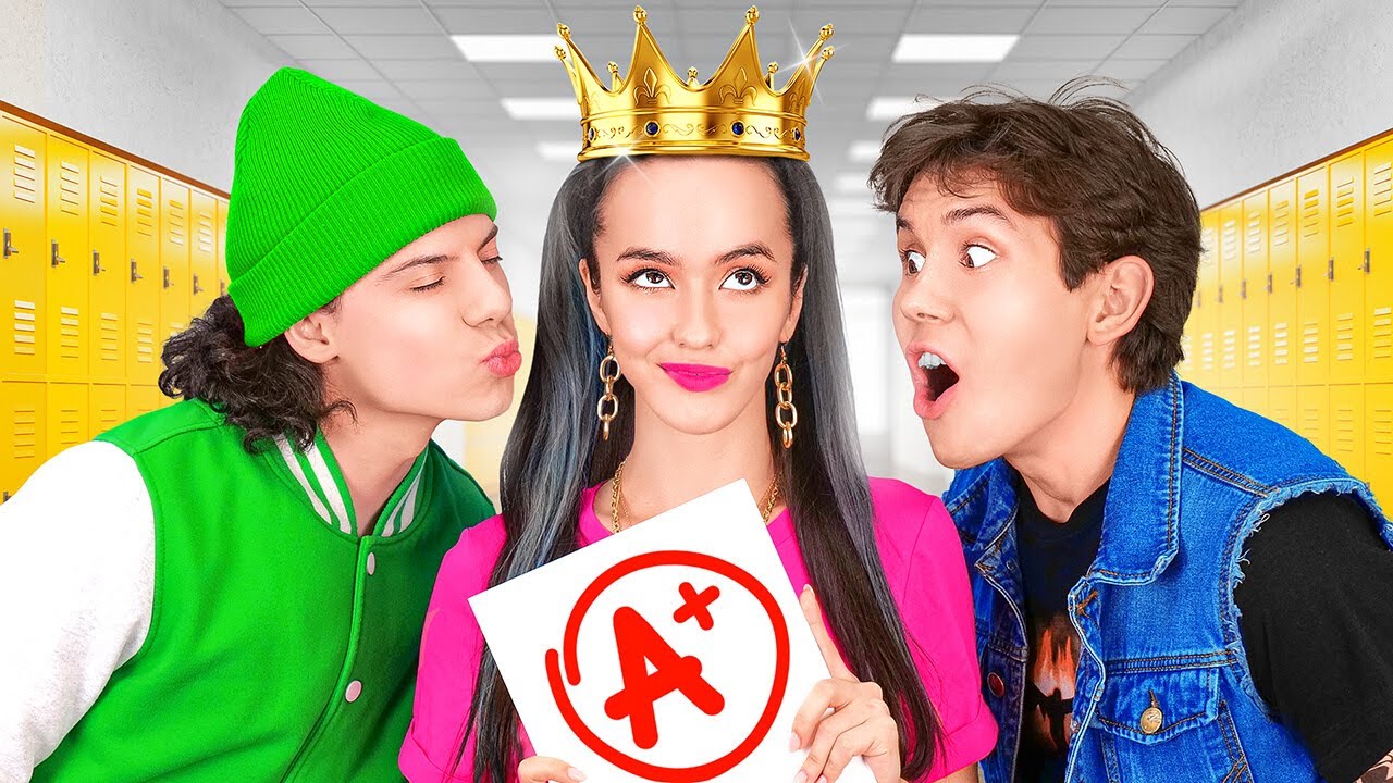 FUI ADOTADA PELA DIRETORA || Estudante Normal VS Filha da Diretora, por 123 GO! SCHOOL
