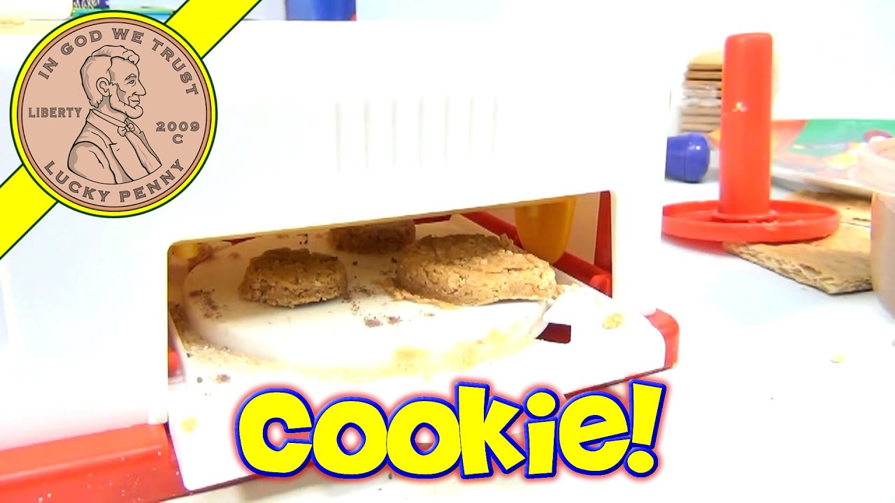 McDonald's Happy Meal Magic 1993 Cookie Maker Set - Making Cookies!