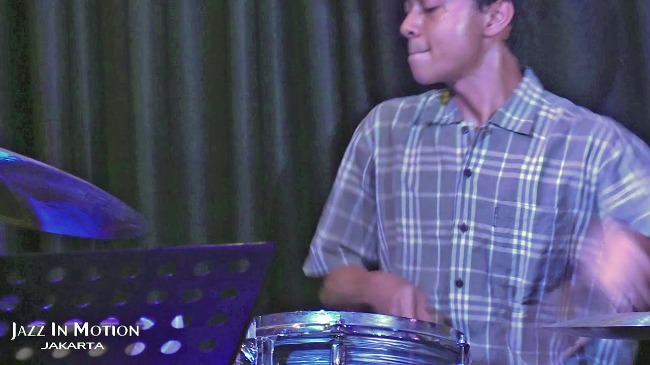 Nita Aartsen Trio ft Nesia Ardi - Spain @ FabsterStage Jazz Club