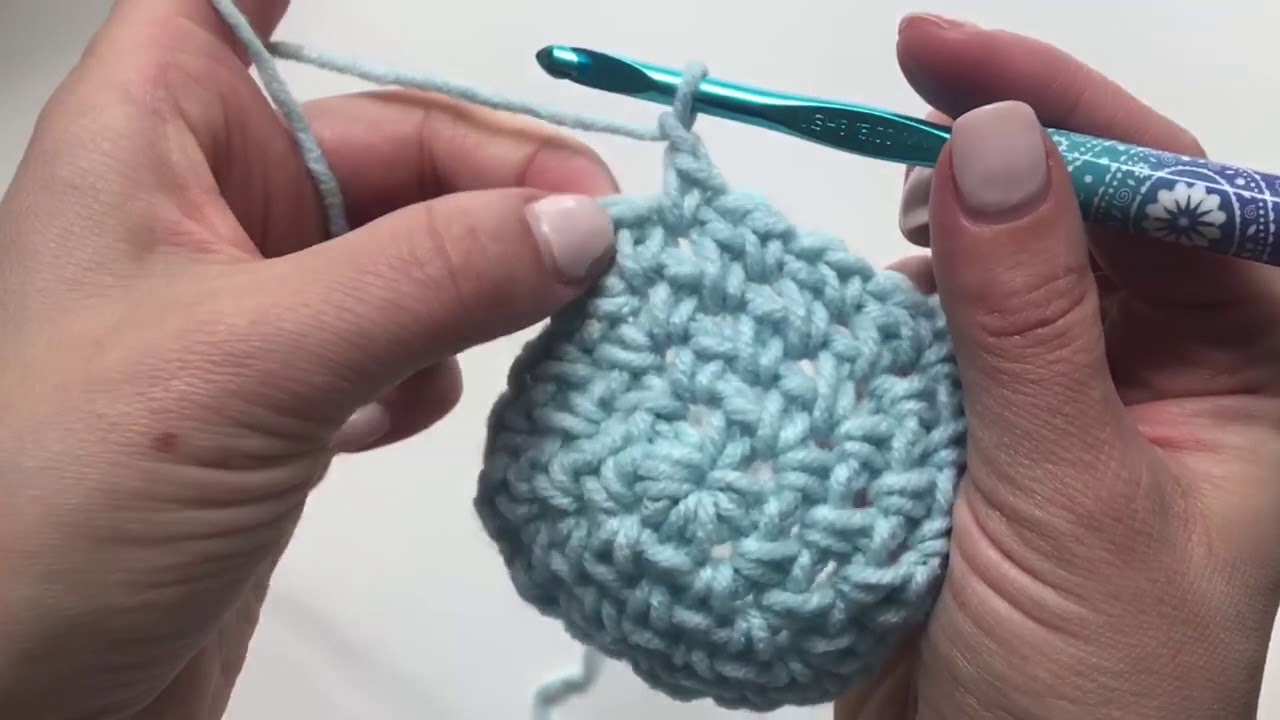 Fun Crochet Technique: Moss Stitch in a Square